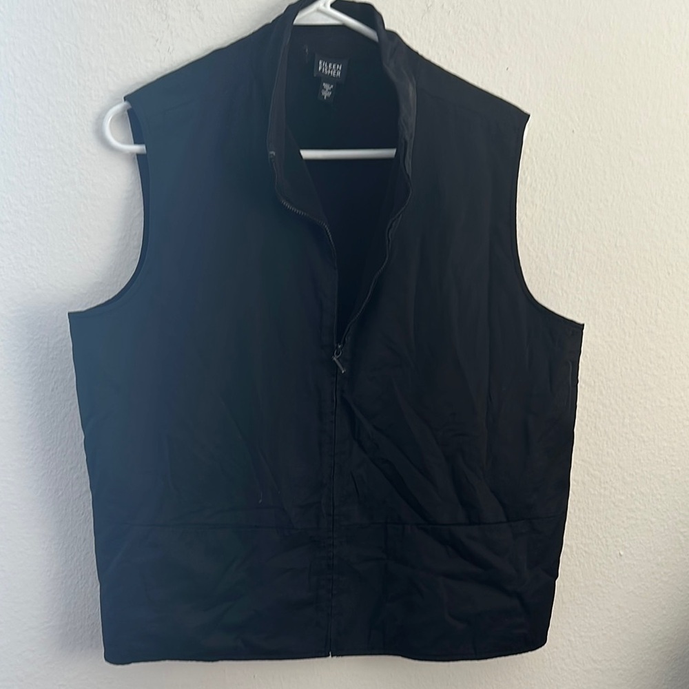Women’s Eileen fisher vest Large